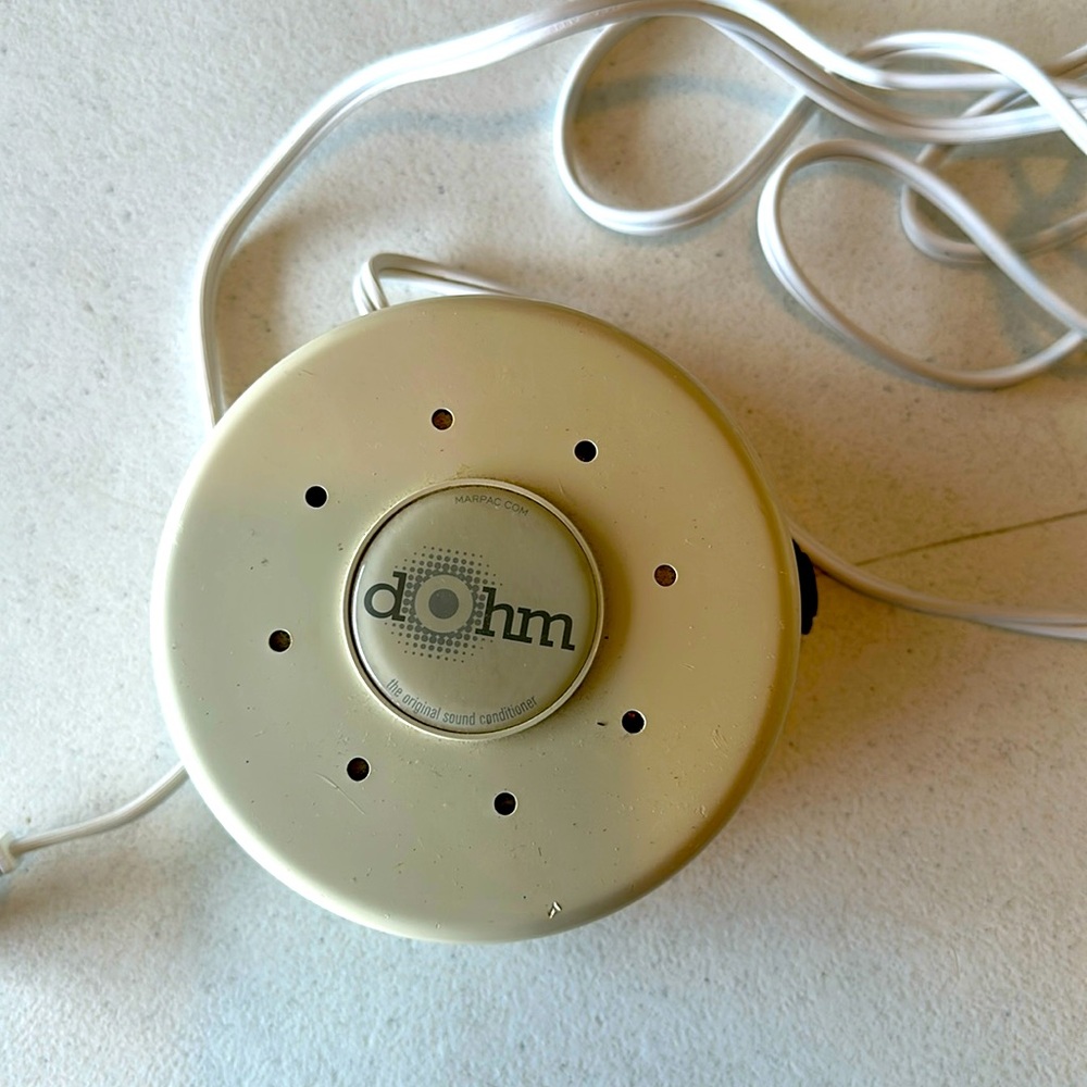 Dohm sound machine
